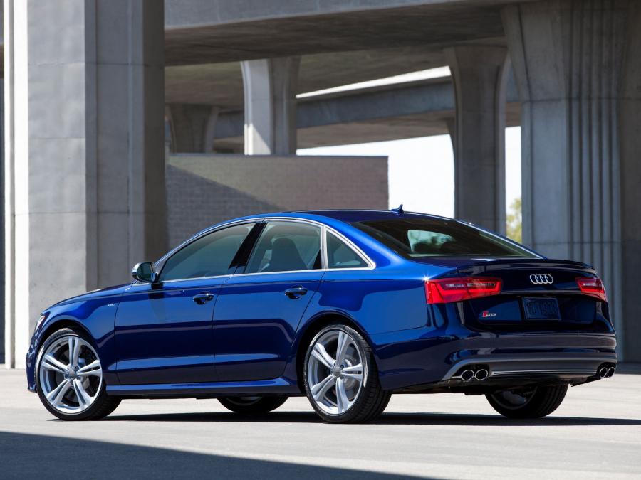  Audi S6 Sedan (4G, C7) 2012 года  (NA) (фото 8 из 10)